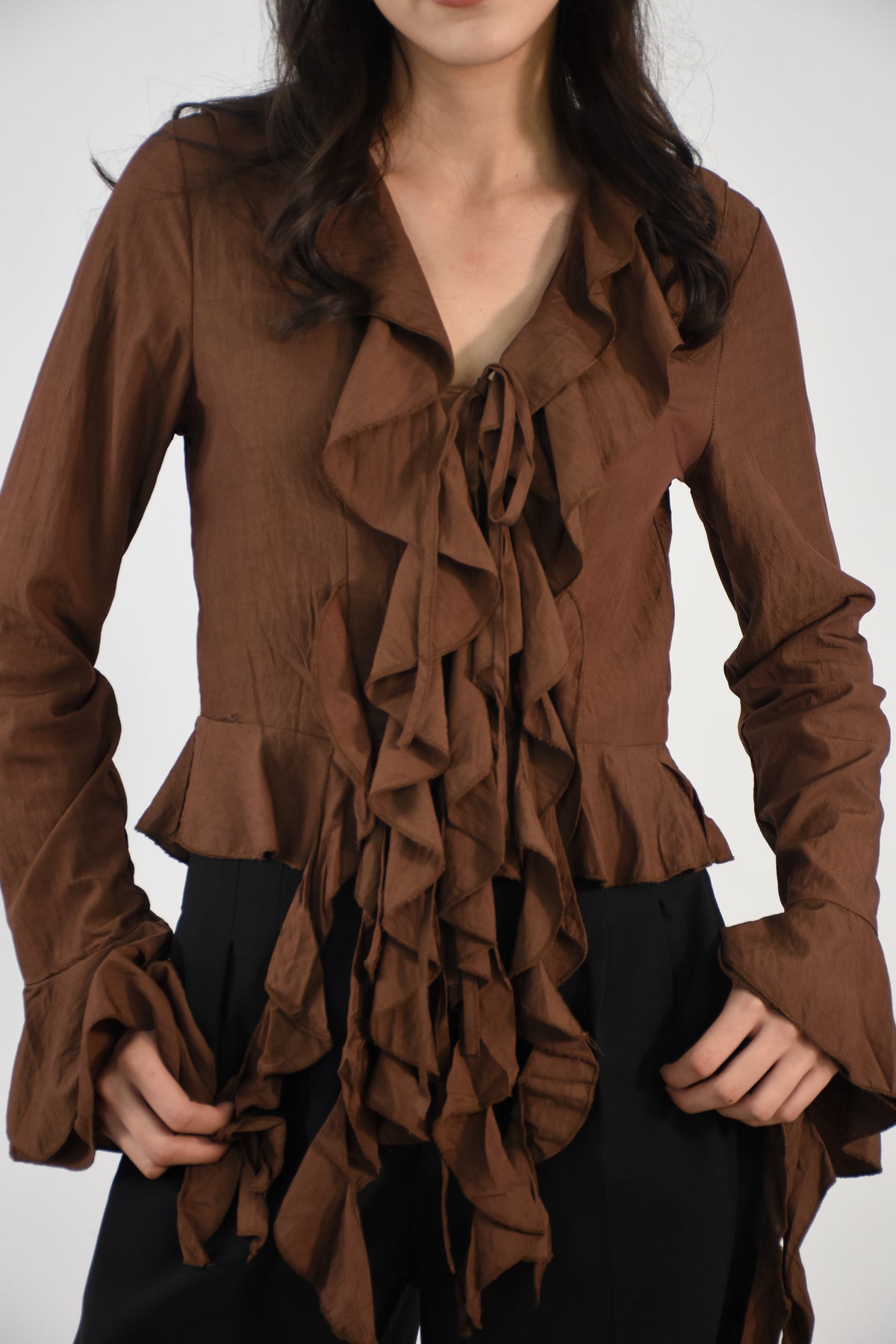 Blusa Con Volantes y Lazo