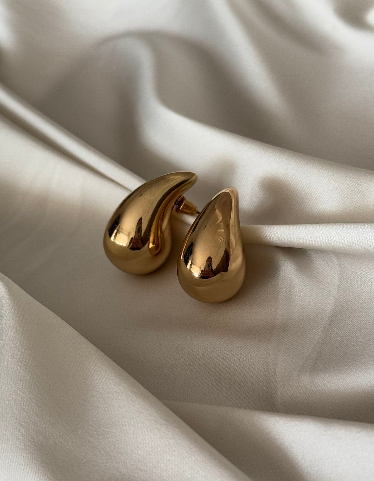 Aretes Gota Dorada